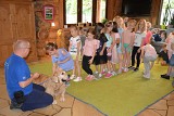 06.07.2023 - WYCIECZKA AUTOKAREM DO DREWNIANEGO DOMKU W CZECHOWICACH-DZIEDZICACH